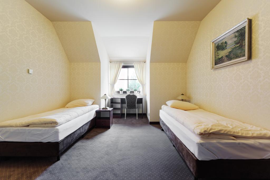 Hotel Folwark ซเกียร์ซ ห้อง รูปภาพ