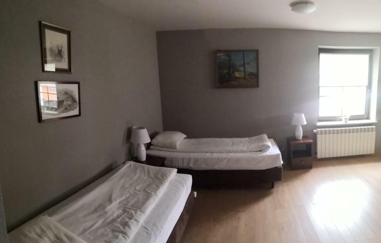 Hotel Folwark ซเกียร์ซ ภายนอก รูปภาพ