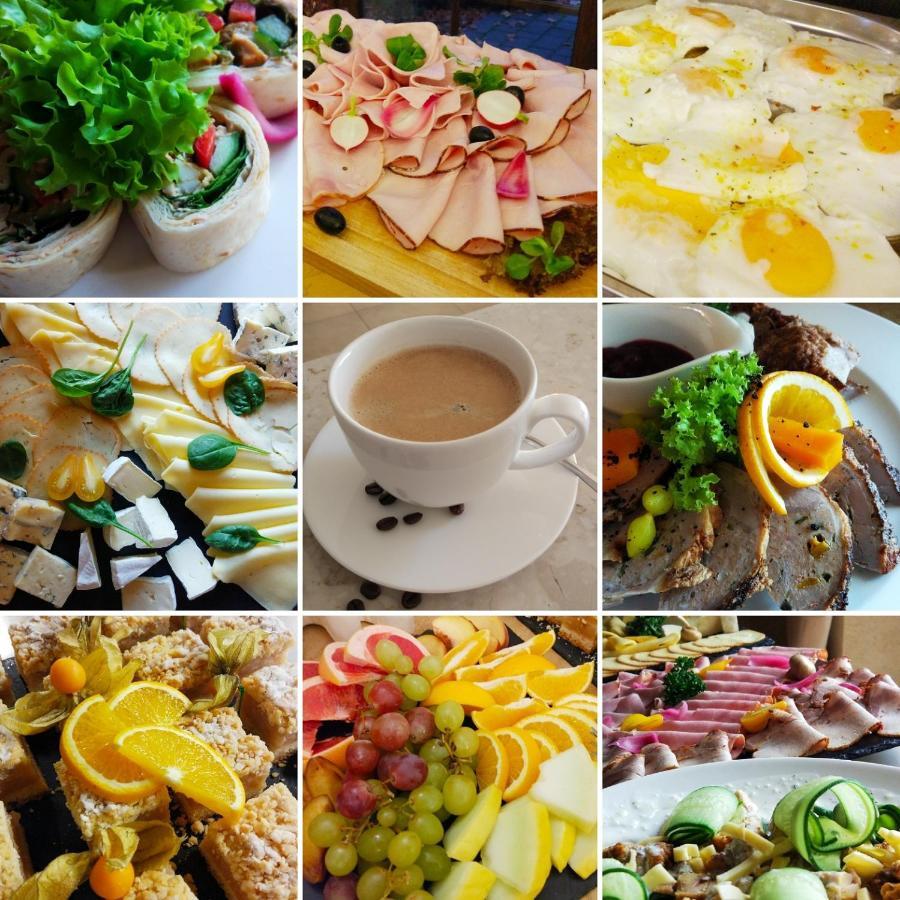 Hotel Folwark ซเกียร์ซ ภายนอก รูปภาพ